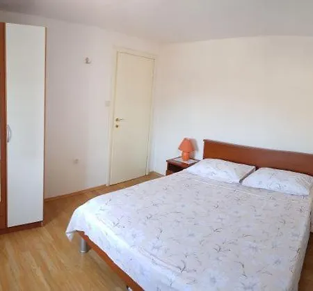 House Zarko Pucisca