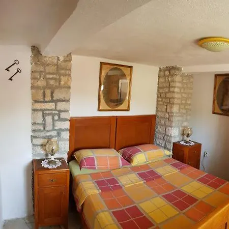 House Zarko Willa