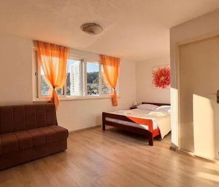 House Zarko Pucisca